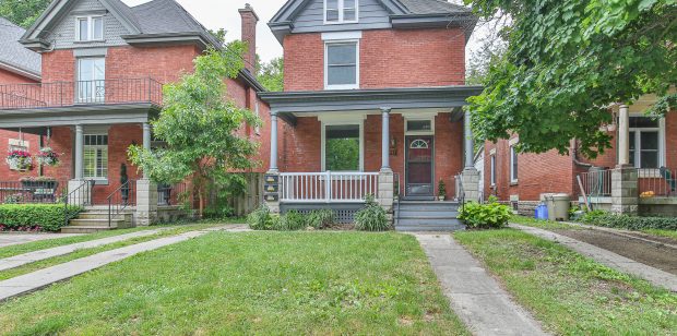 SOLD: Downtown Triplex