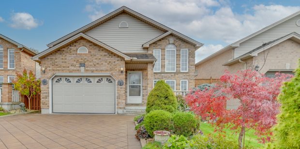 SOLD: Pondmills Raised Bungalow