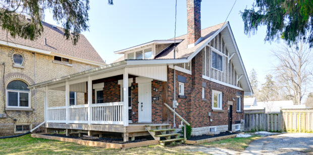 SOLD: 49 Forward Avenue, 14 OFFERS!