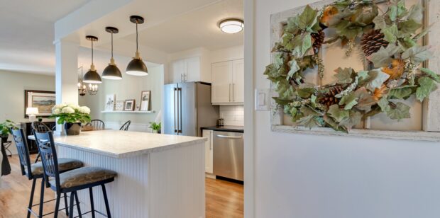 323 COLBORNE STREET SOLD MULTIPLE OFFERS!