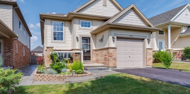 SOLD: Copperfield Raised Ranch
